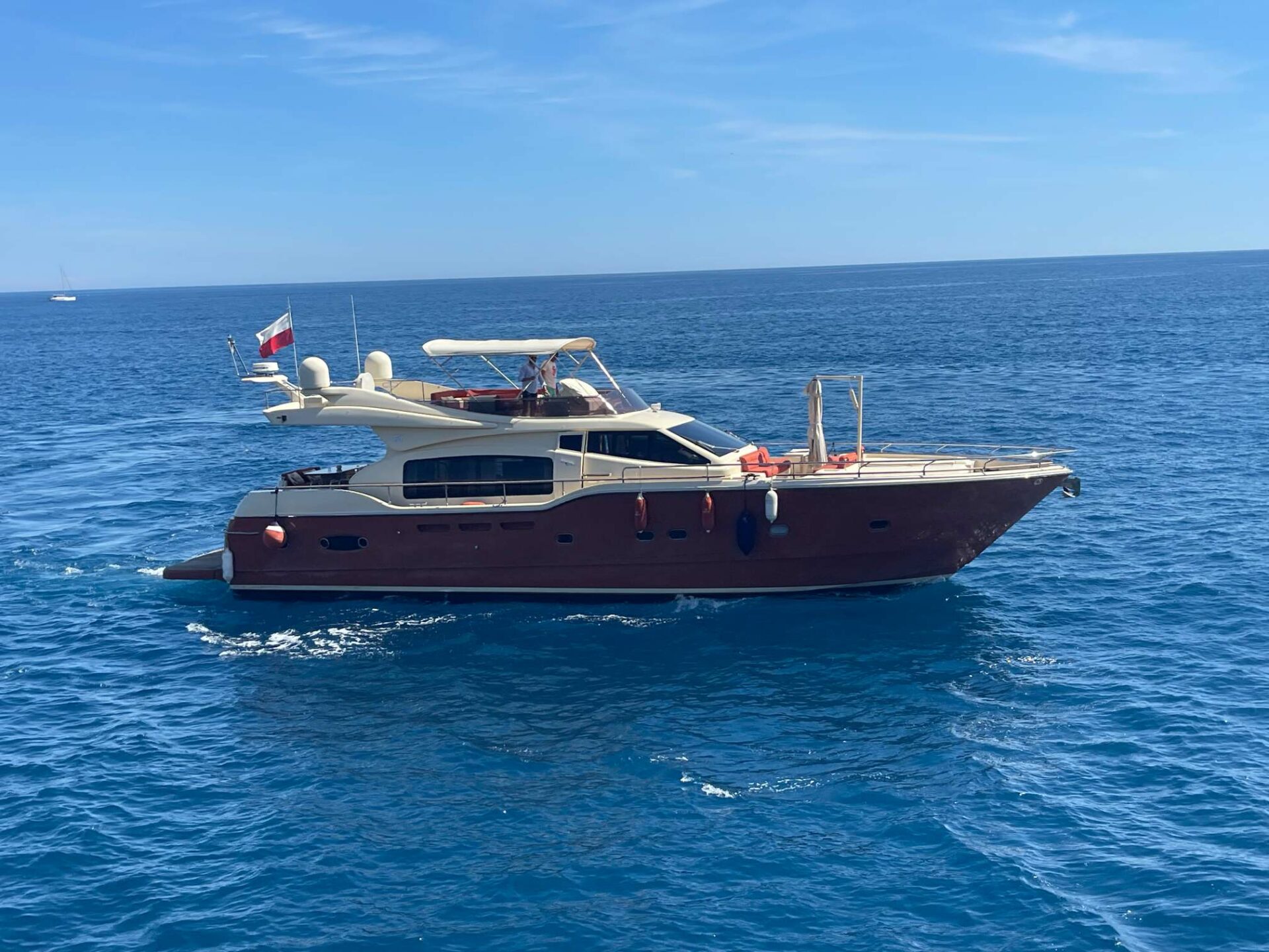 ferretti-altura-690-aliceboat-location-monaco1